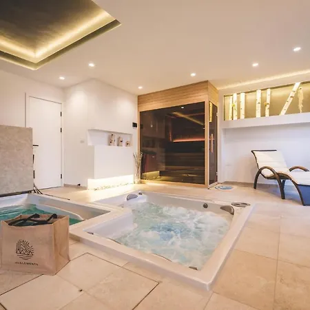 Beautiful In W/ Outdoor Swimming Pool, Sauna And 5 Bedrooms *